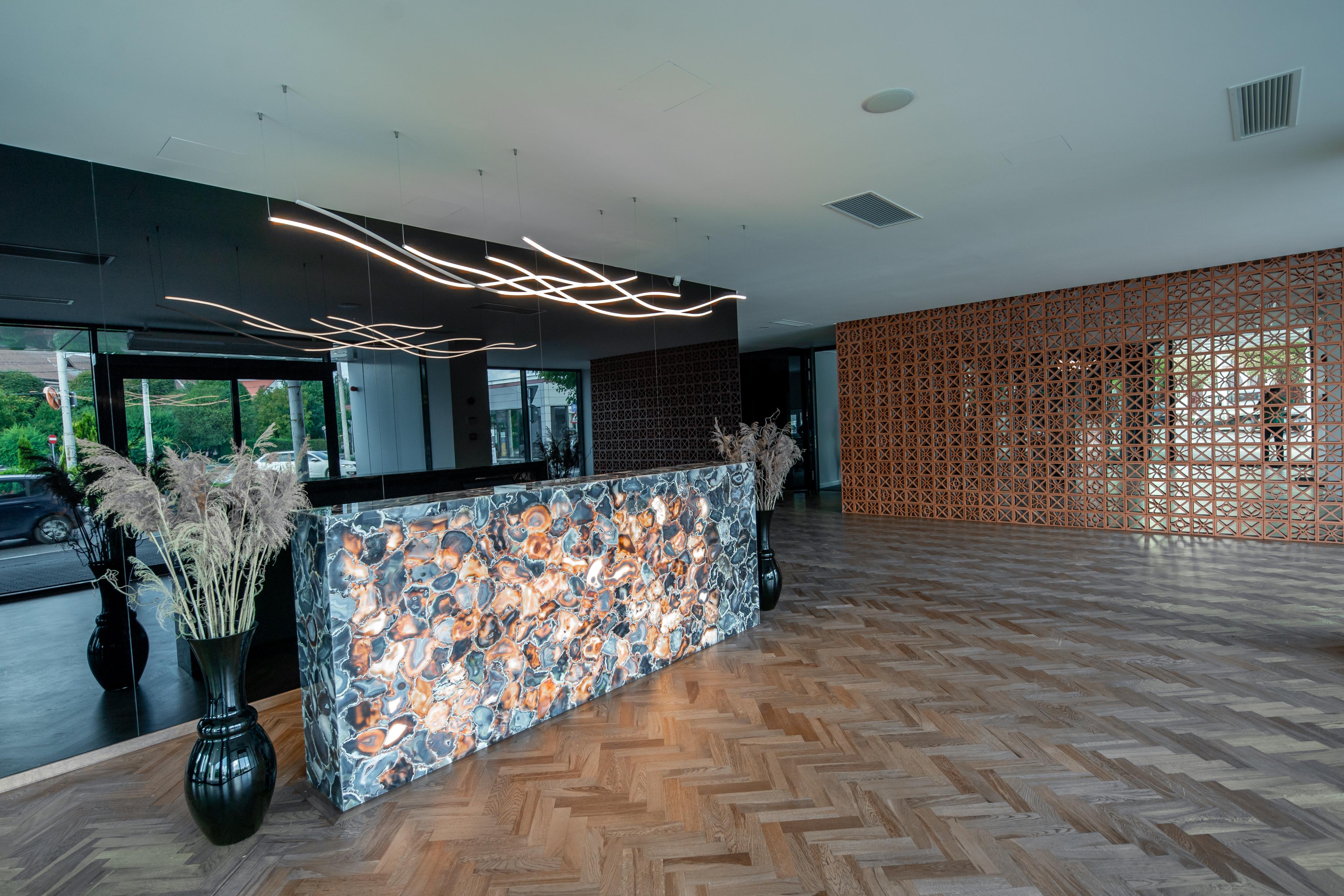 Hotel Libra Sibiu Buitenkant foto